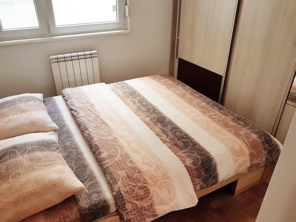 Appartamento Shining Belgrado Esterno foto