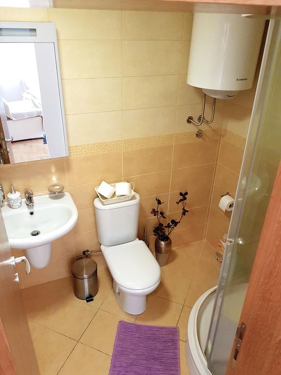 Appartamento Shining Belgrado Esterno foto