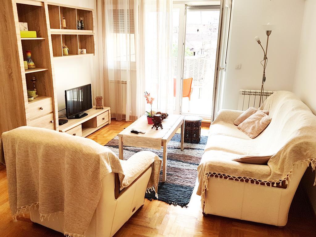 Appartamento Shining Belgrado Esterno foto