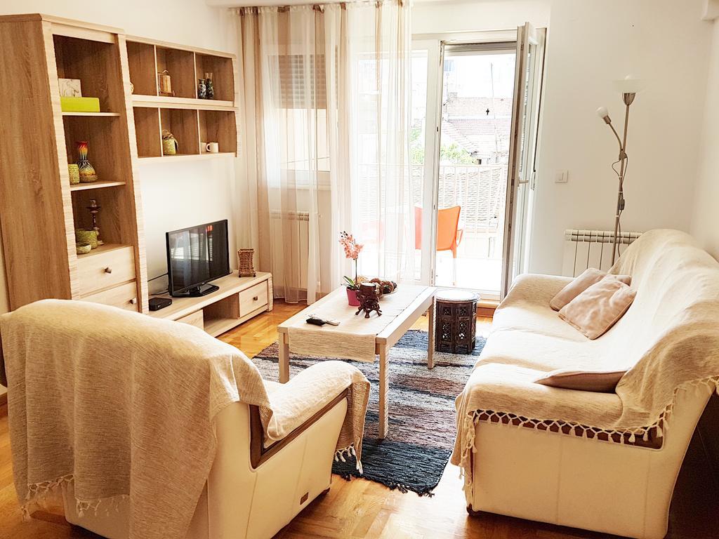 Appartamento Shining Belgrado Esterno foto
